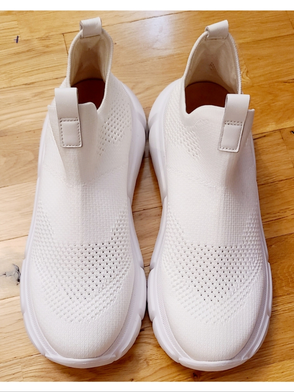 J Slides White Sock Chunky Sneaker Pull on Size 8 Travel Comfort Streetwear